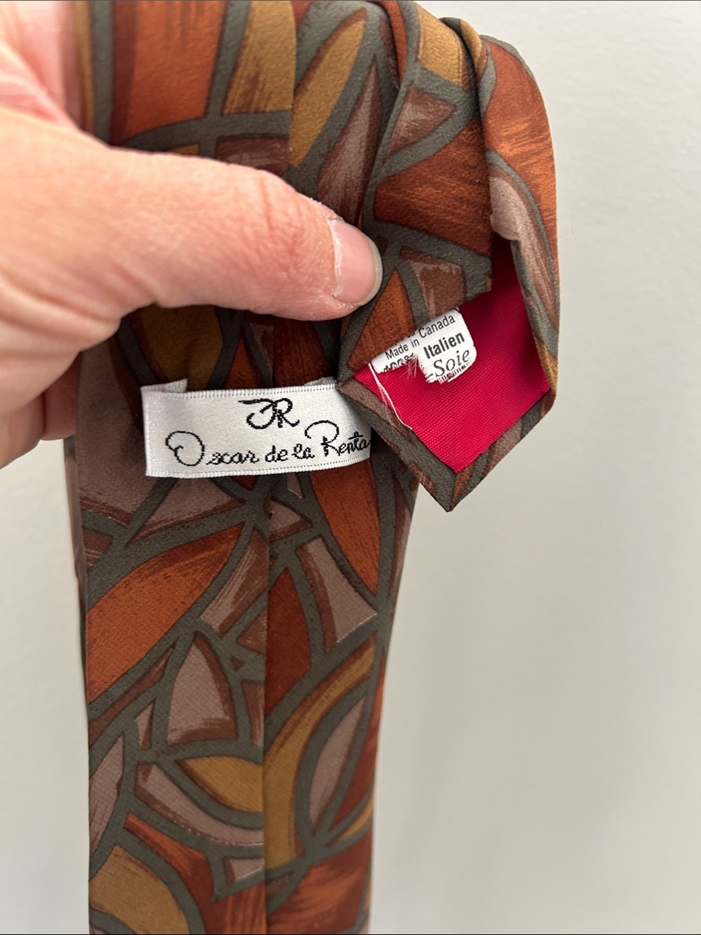 Oscar De La Renta Vintage Silk Abstract Floral Muted Androgyneous Neck Tie - Picture 6 of 6